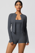 Completo 3 pezzi Celeste: reggiseno, giacca con zip e shorts