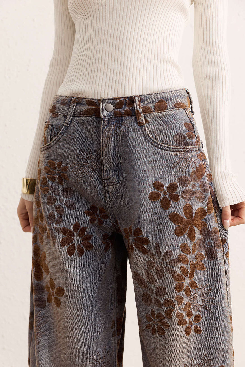 Çiçek Desenli Geniş Paçalı Kot Pantolon