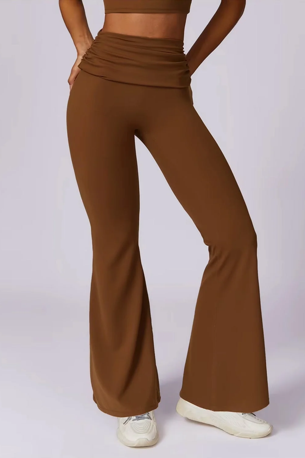 Pantaloni a zampa Selina