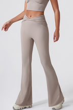 Vivi Twist-Waist Flared Leggings