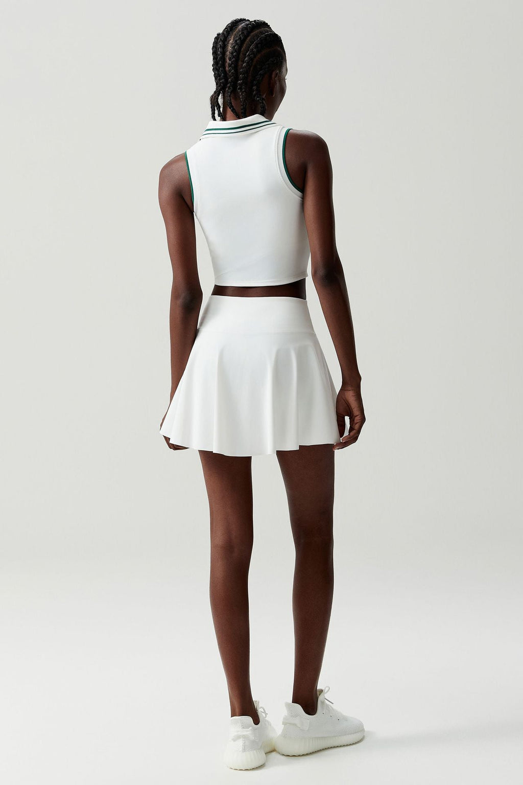 Women Stretch Yoga Tennis Set: Sleeveless Sports Top + High Waist Skirt