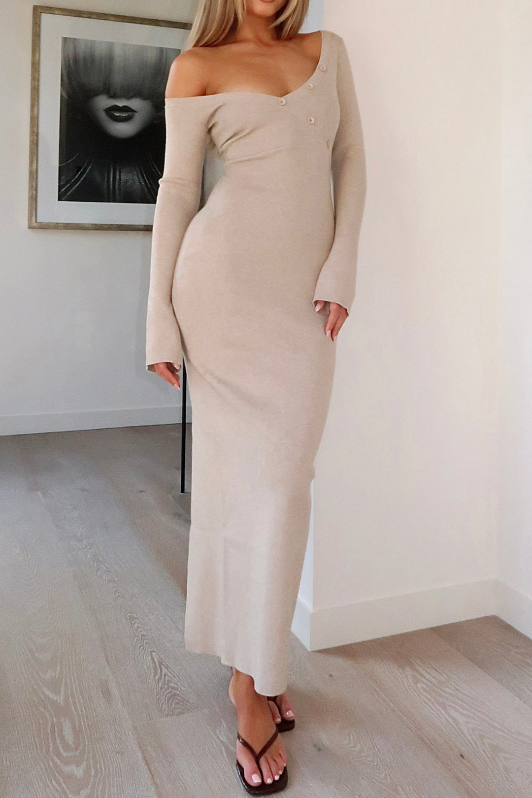 Button Asymmetric Neck Long Sleeve Maxi Elbise