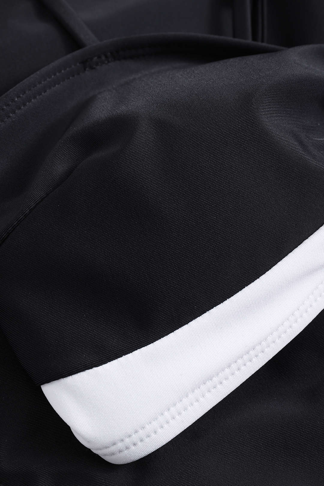 Yüzük Detaylı Bikini Takımı 