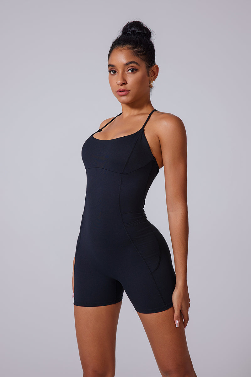 Body Odette con nudo trenzado y short integrado