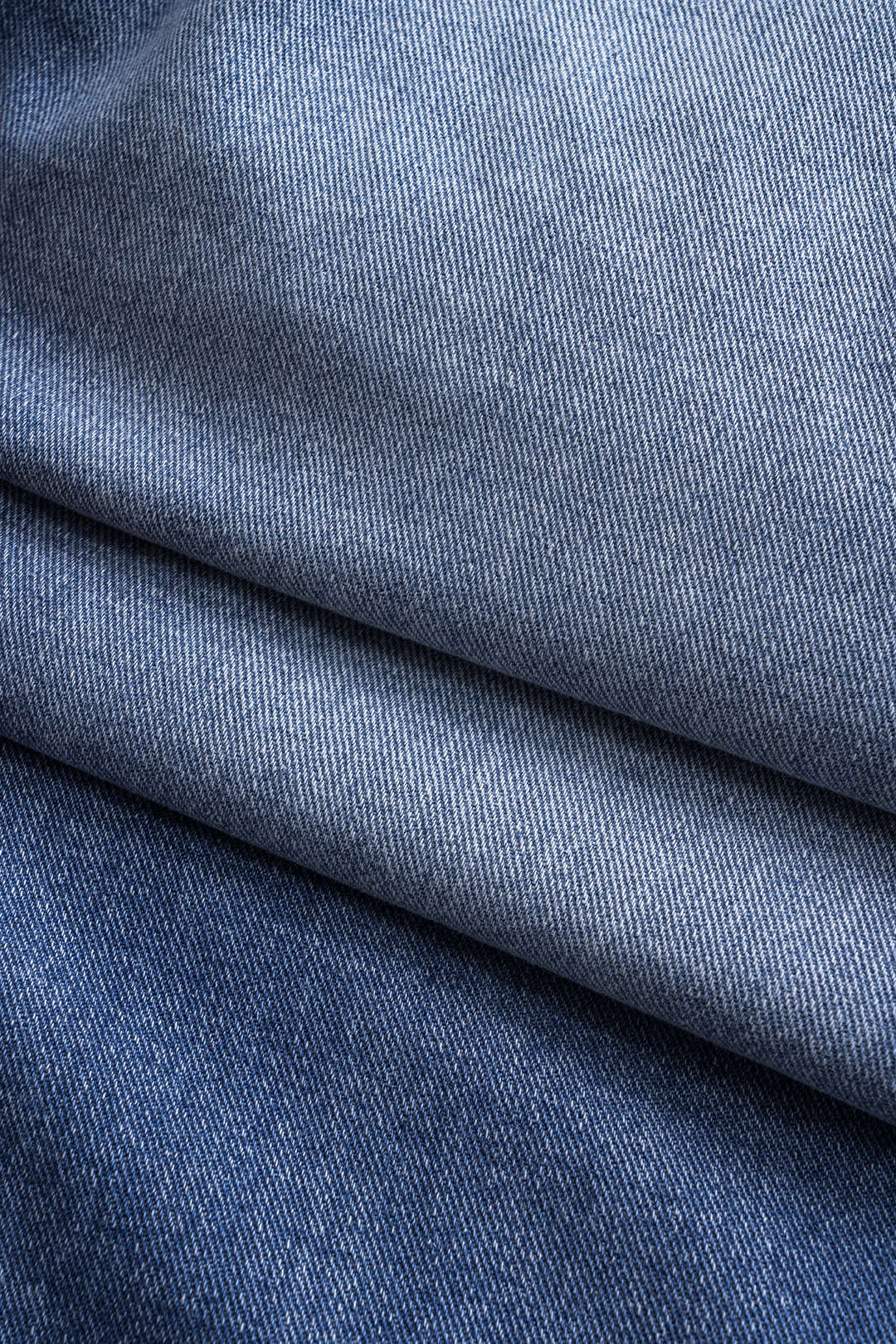 Koyu Renk Yıkamalı Bol Paçalı Kot Pantolon