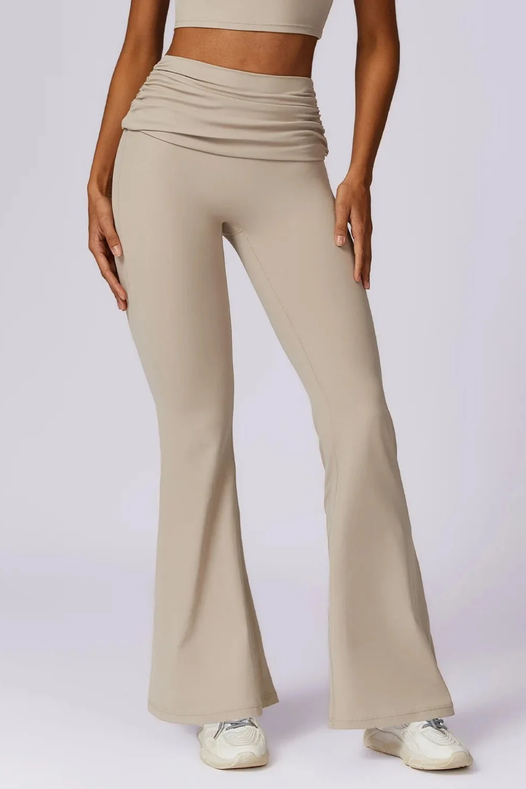 Pantaloni a zampa Selina