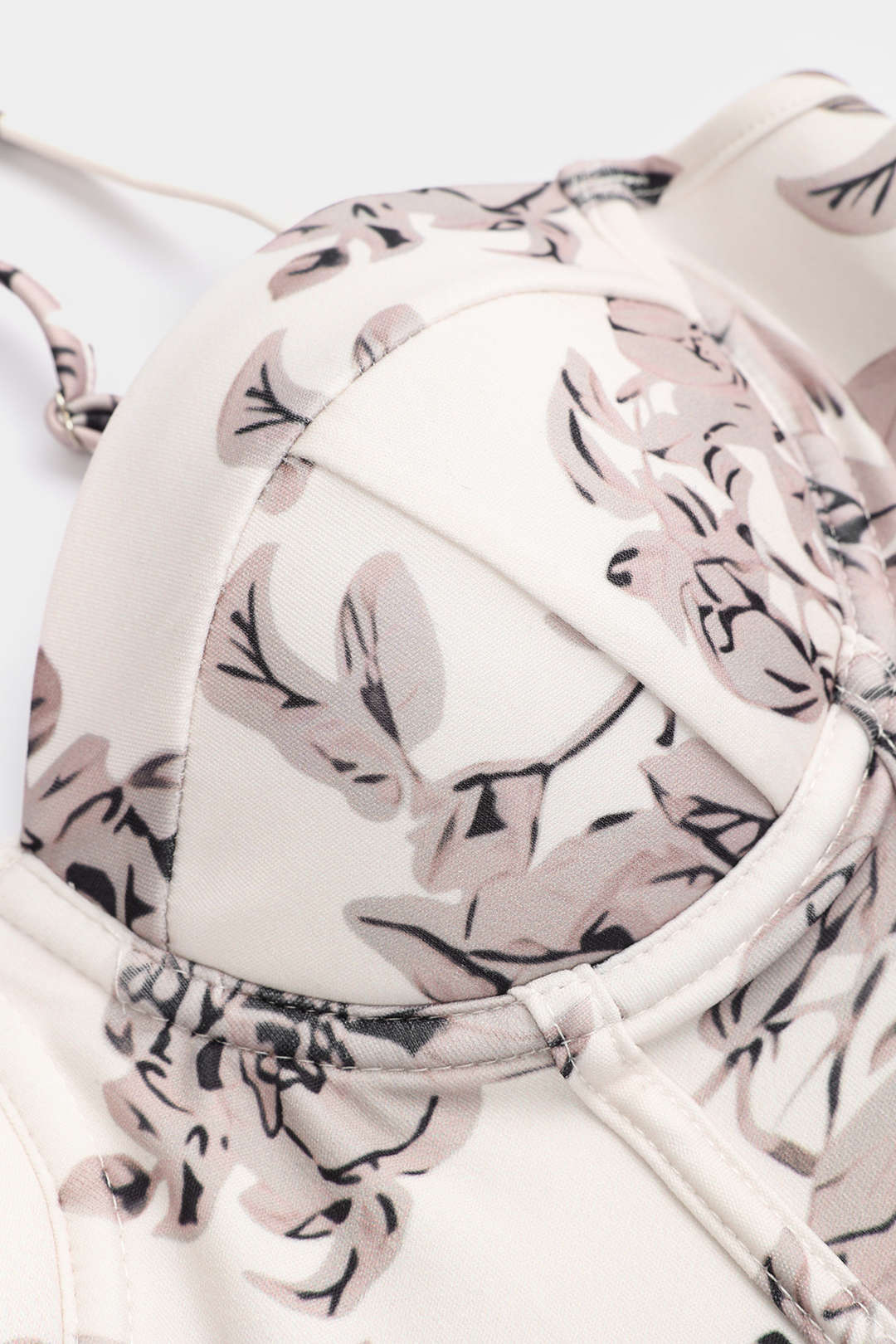 Çiçek Desenli Tulum 