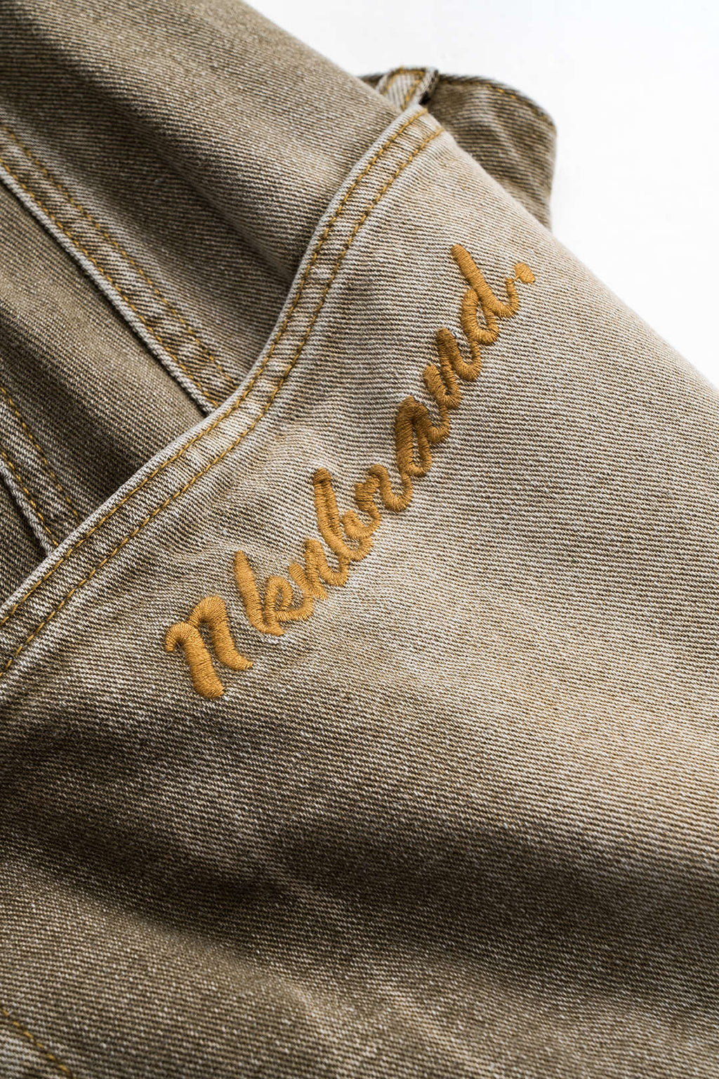 Koyu Renk Yıkamalı Bol Paçalı Kot Pantolon