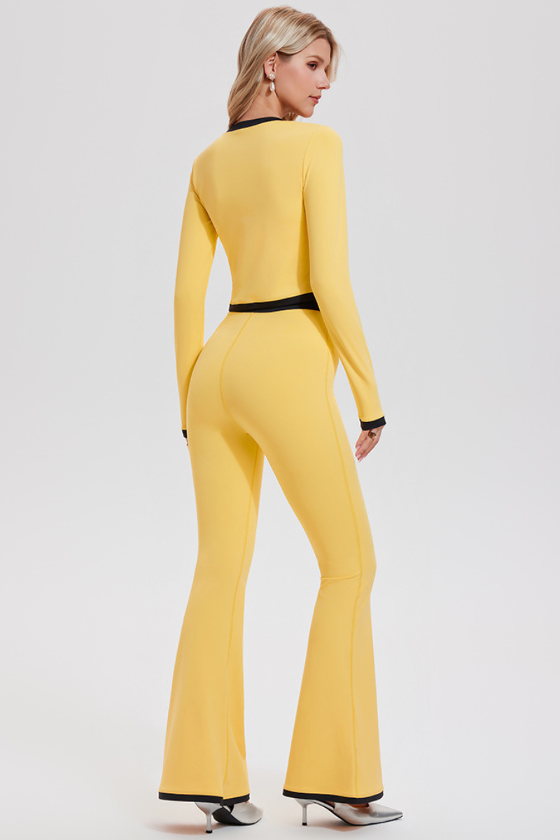 Conjunto Margot de cárdigan corto y pantalón acampanado
