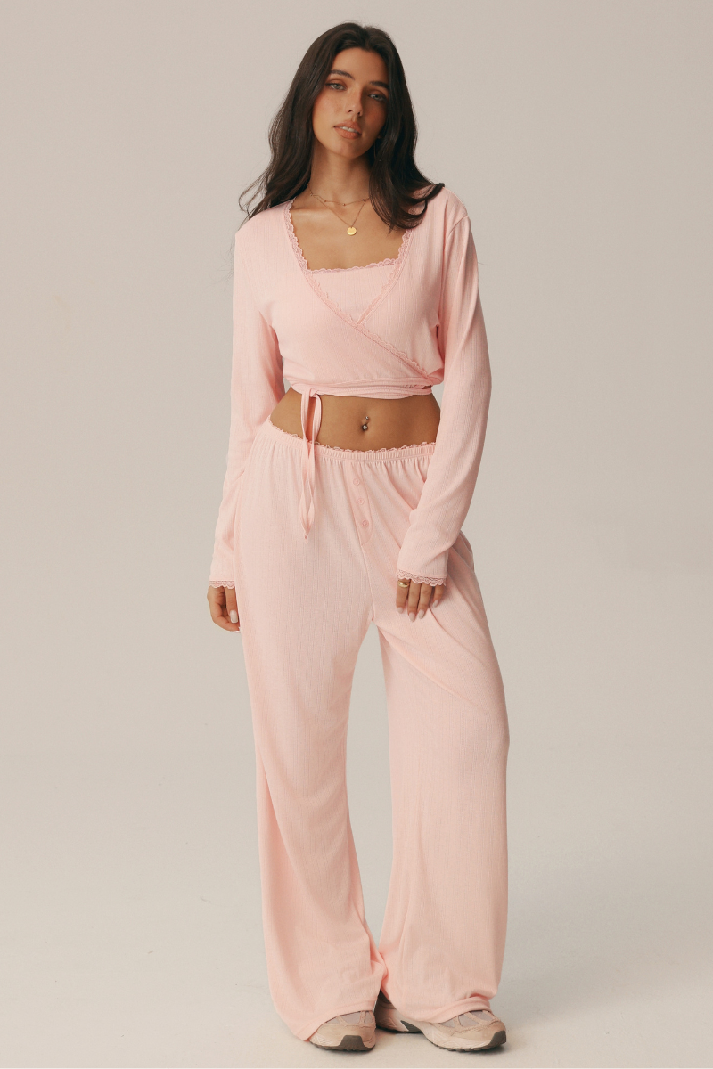 Completo 3 pezzi Giselle: reggiseno, top incrociato e pantaloni ampi