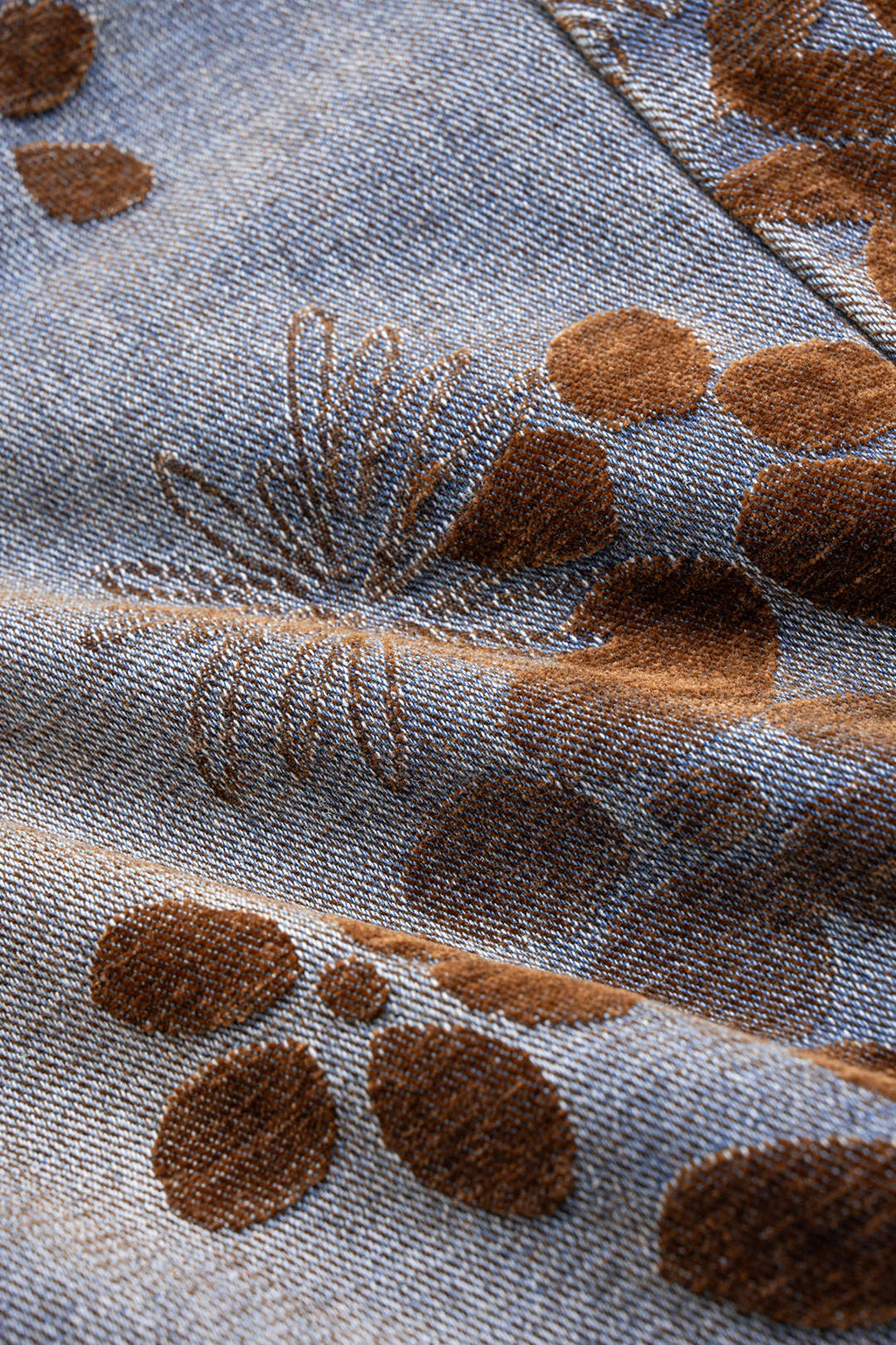 Çiçek Desenli Geniş Paçalı Kot Pantolon