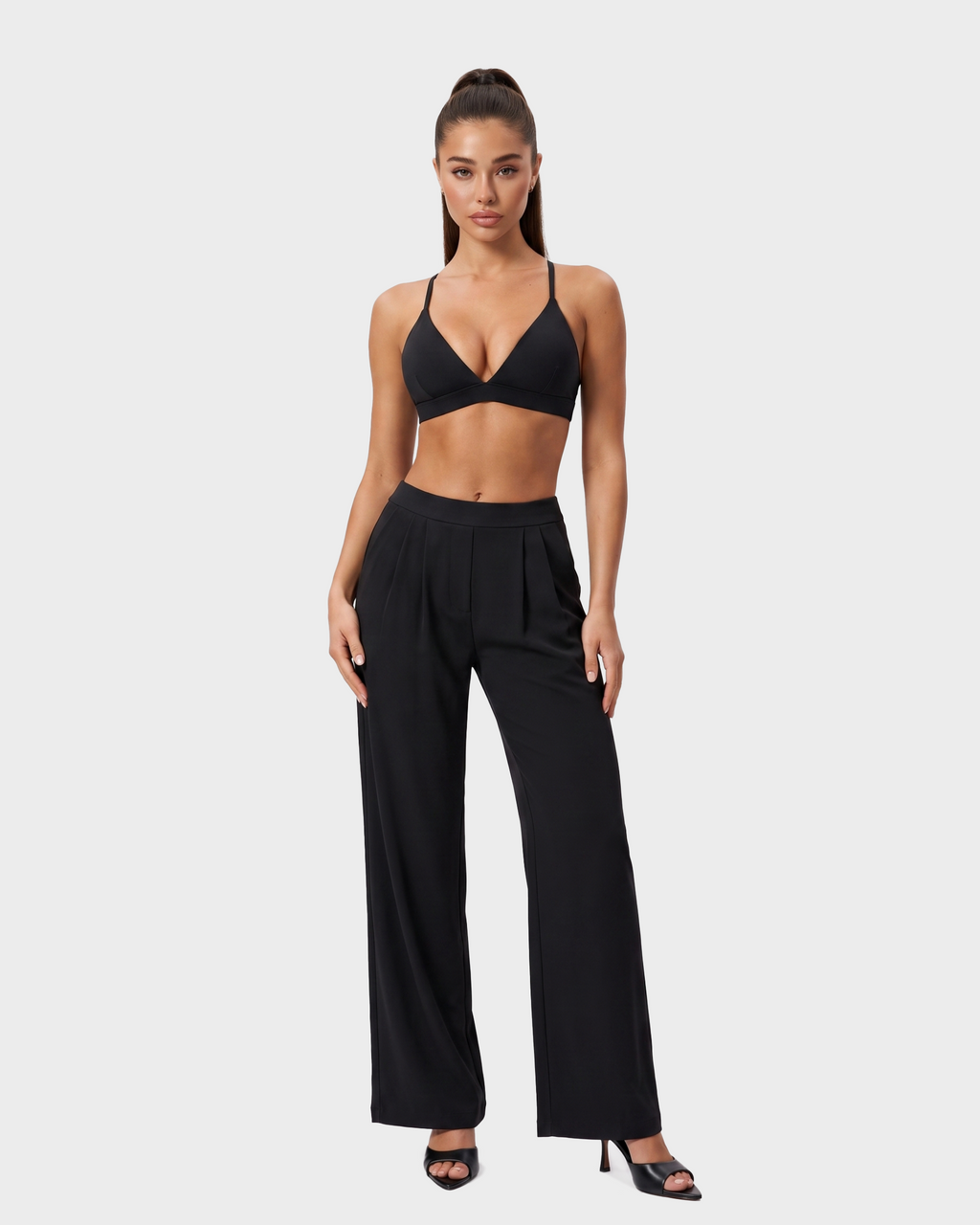 Nola Sports Bra — Nero