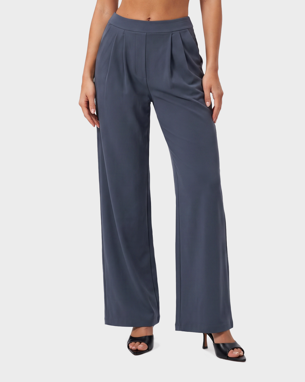 Nola Straight Leg Pant — Blu