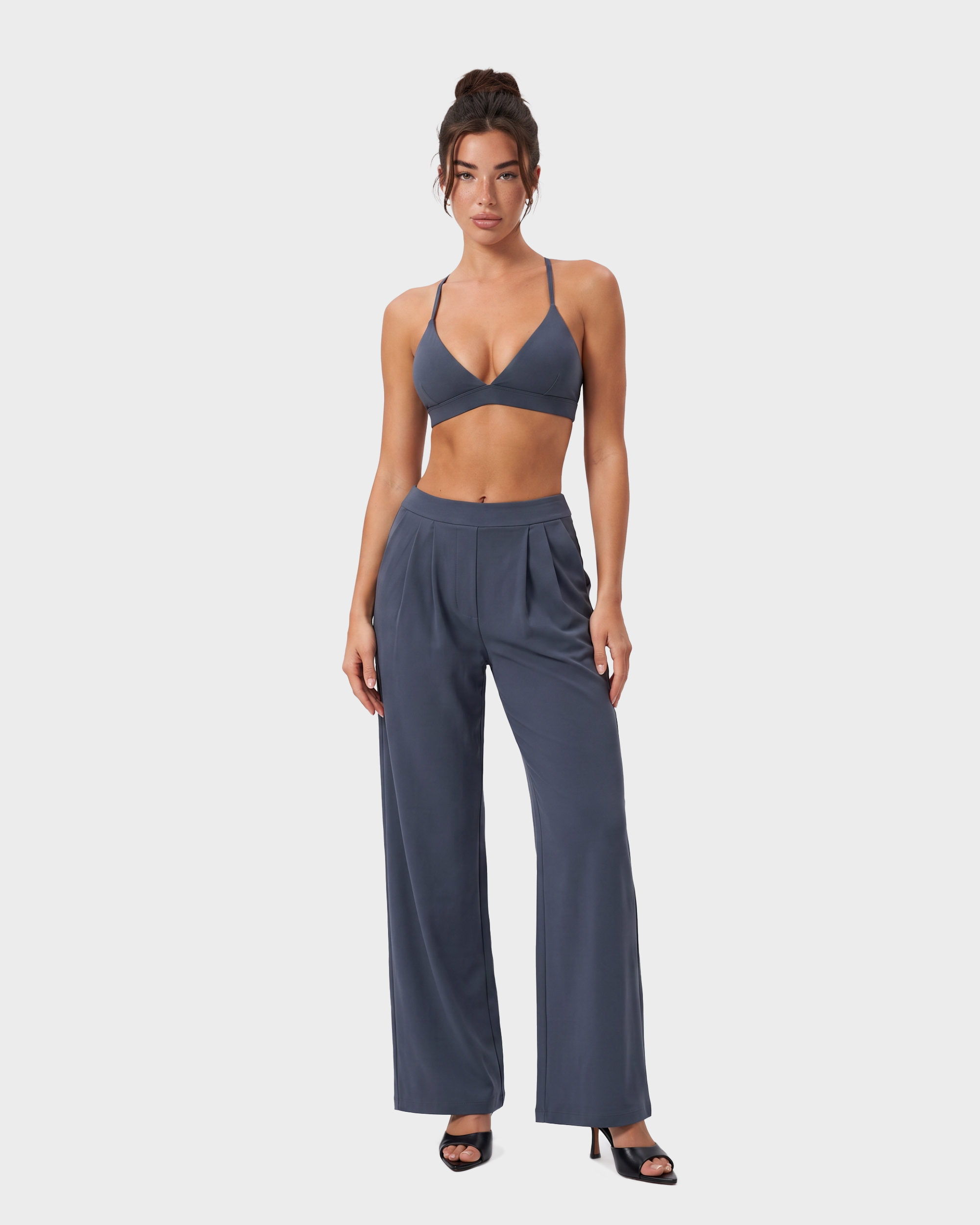 Nola Straight Leg Pant — Blu