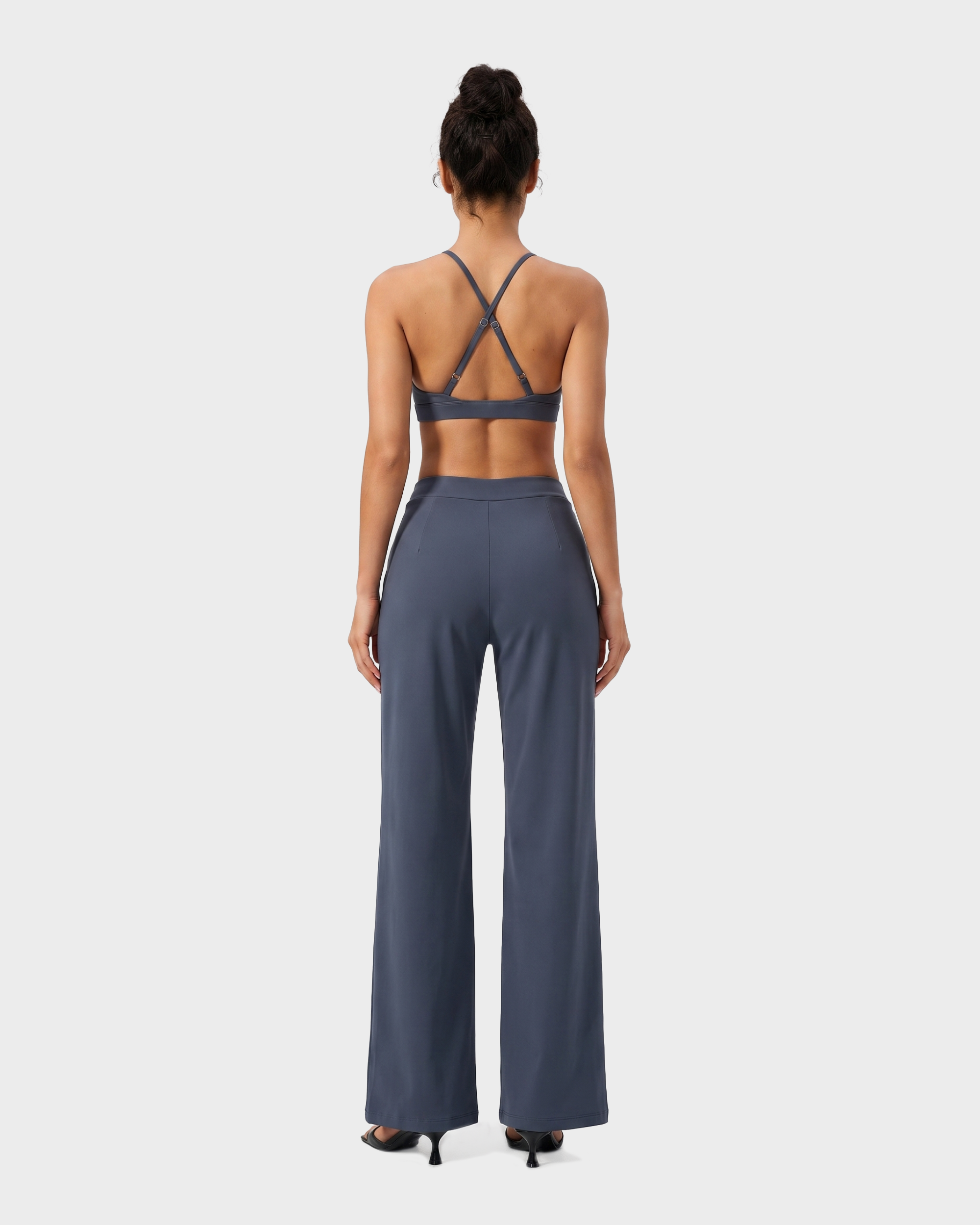 Nola Straight Leg Pant — Blu