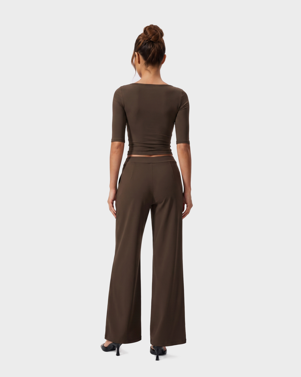 Nola Straight Leg Pant — Cacao