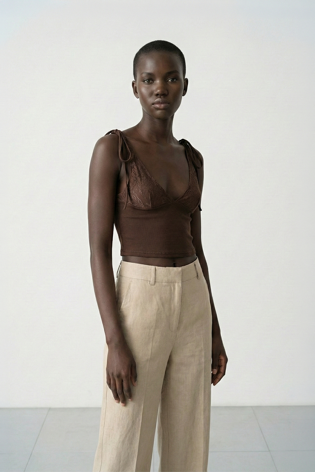 Bağcıklı Askılı Örme Bluz