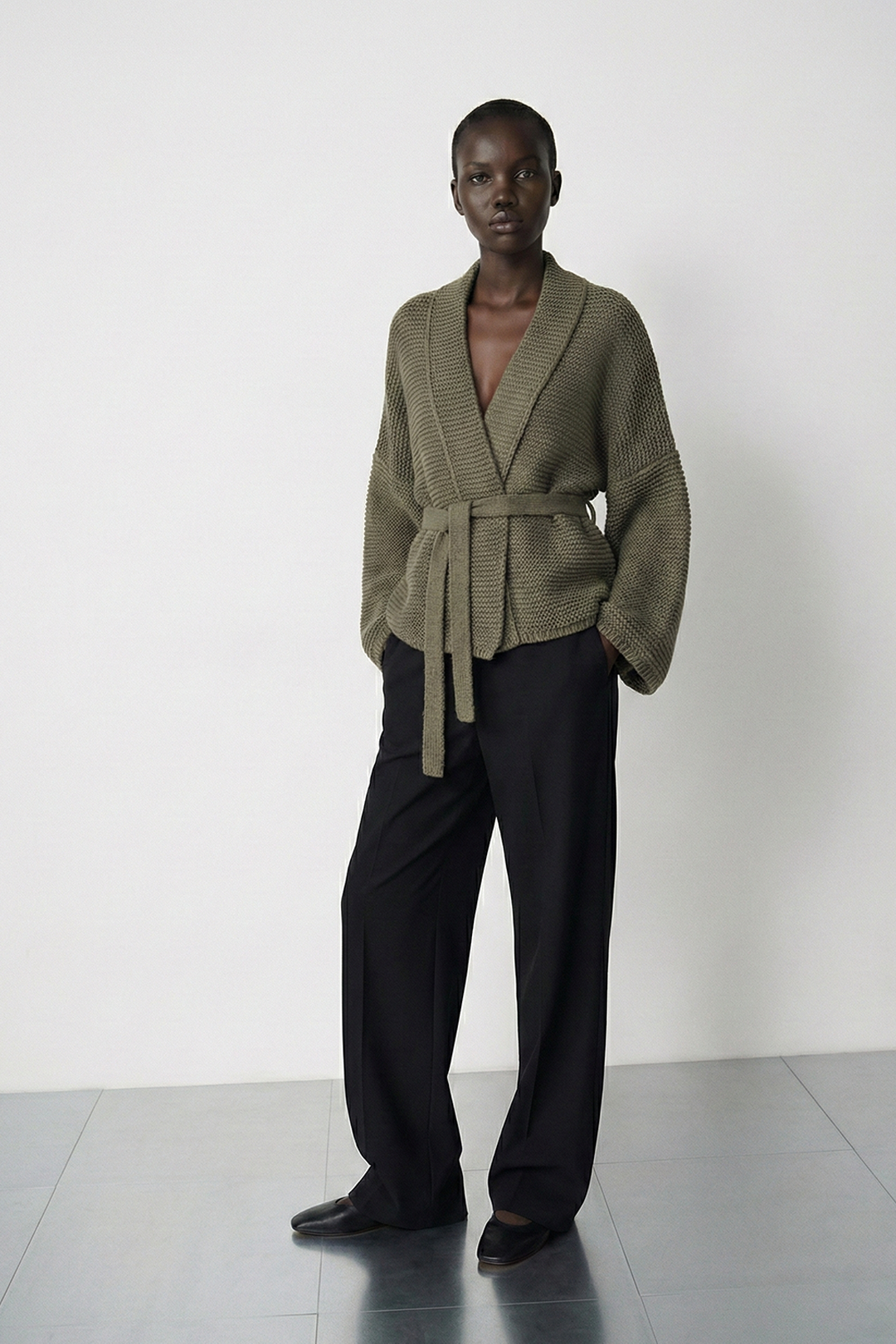 Kemerli Örgü Hırka 