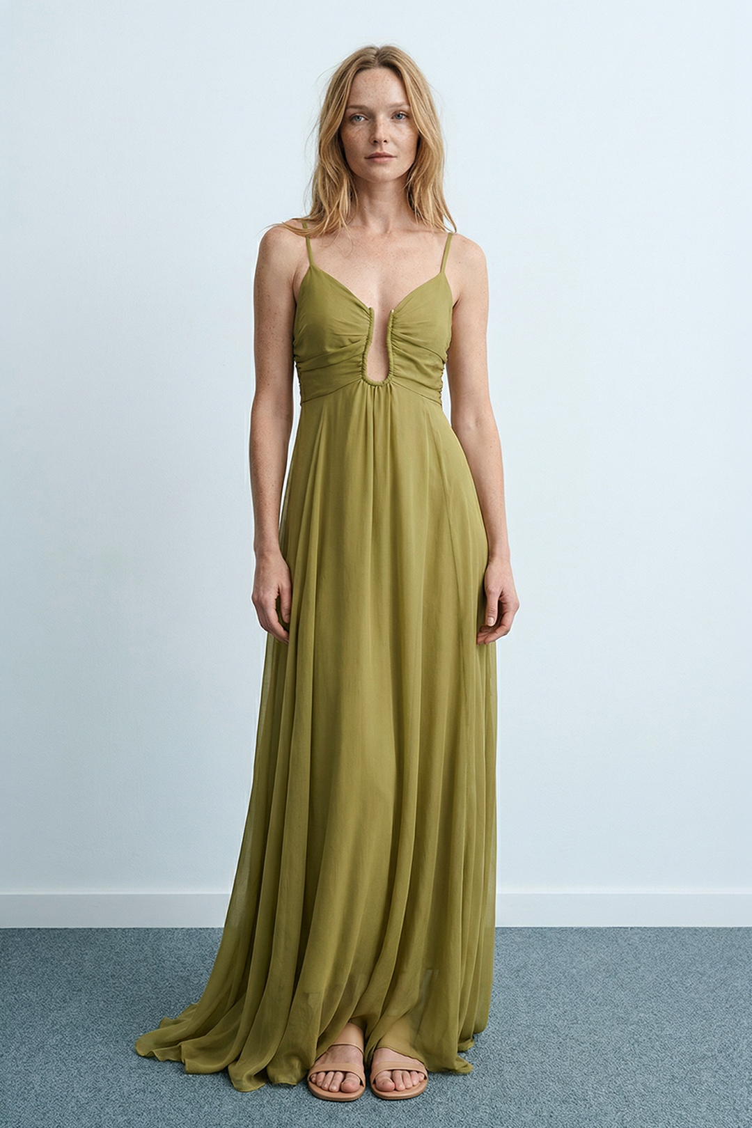 Akıcı Askılı Midi Elbise