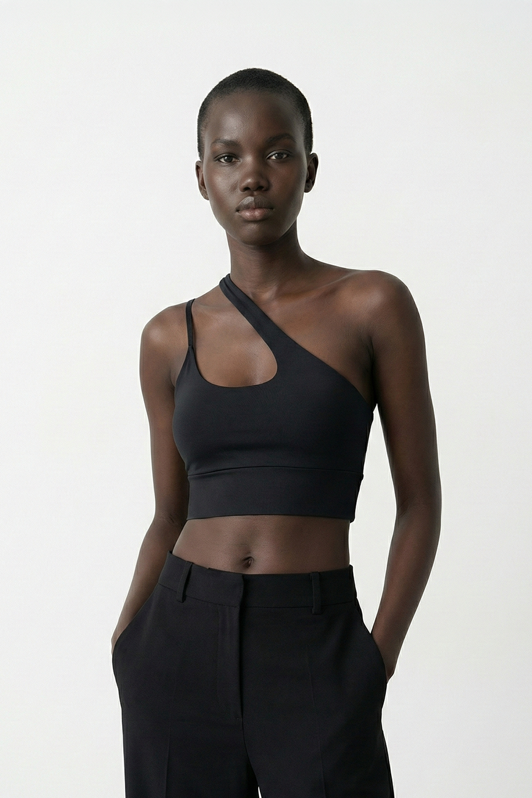 Asimetrik Kısa Üst