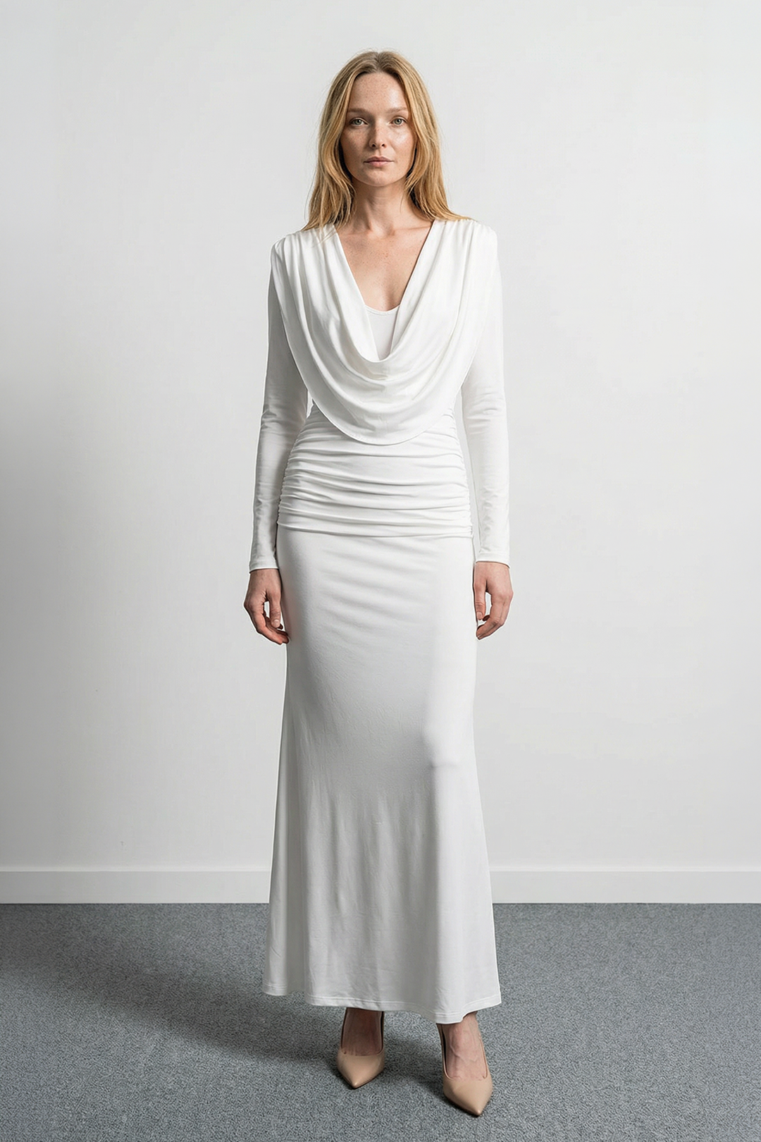 Dökümlü Uzun Elbise