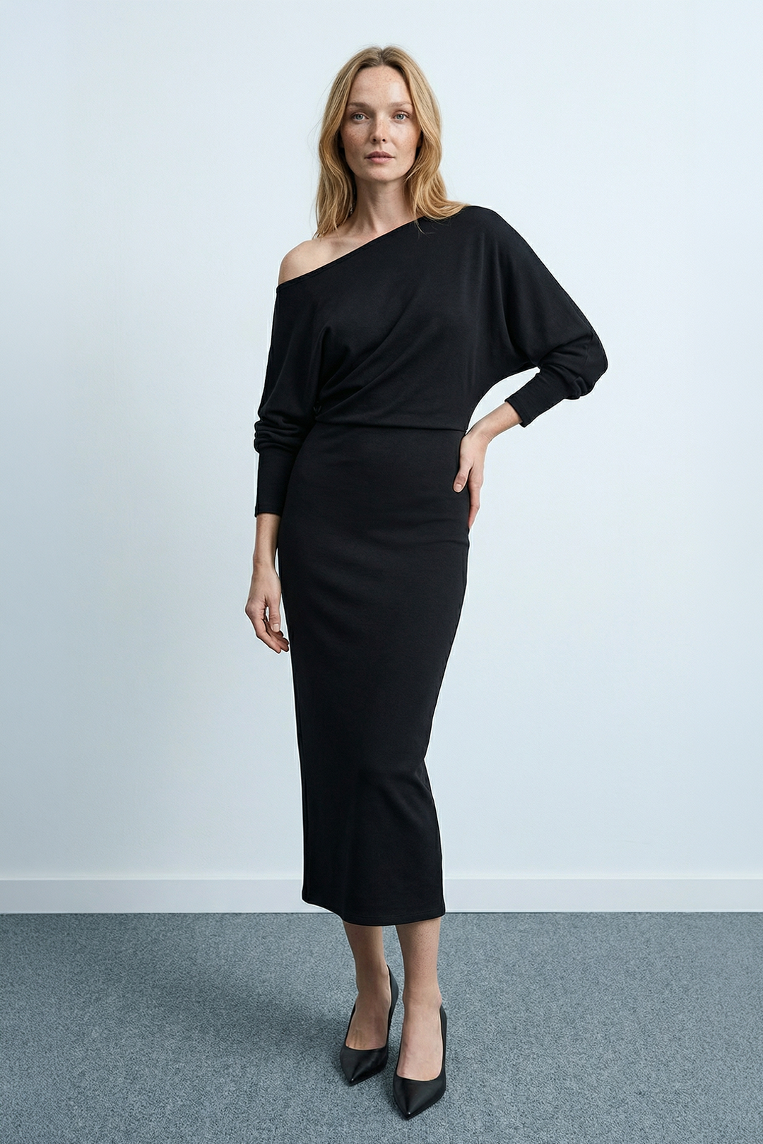 Tek Omuzlu Midi Elbise