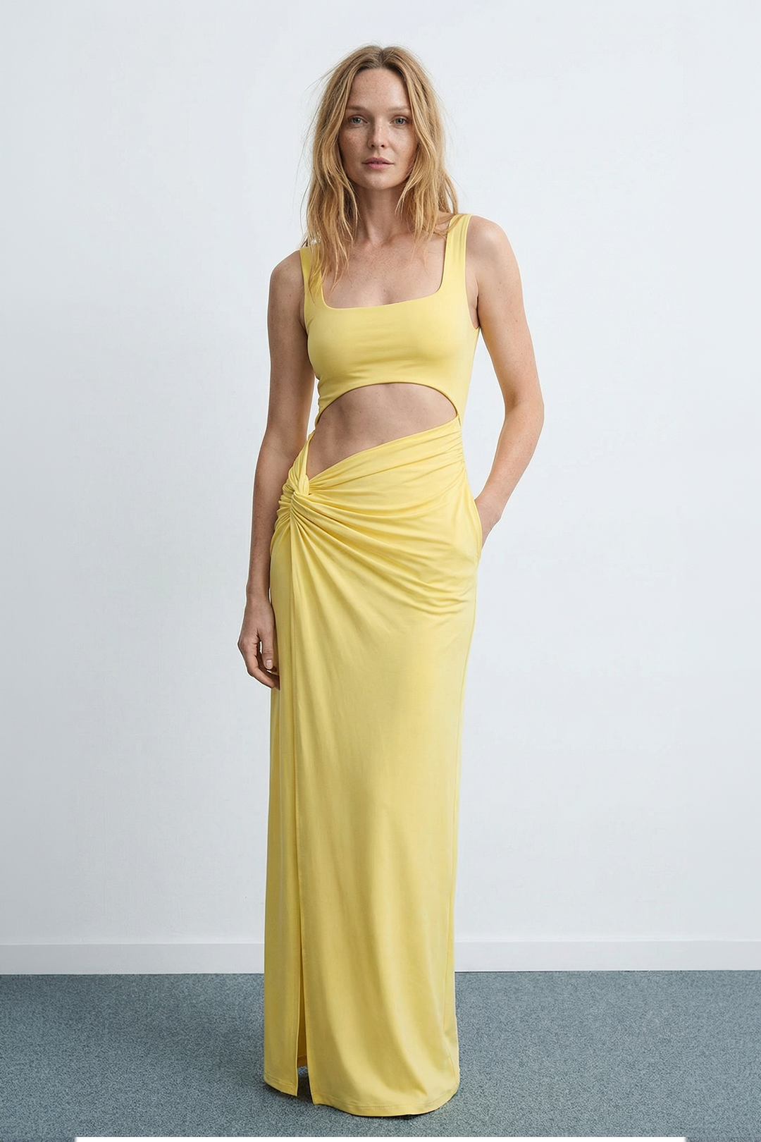 Dökümlü Midi Elbise