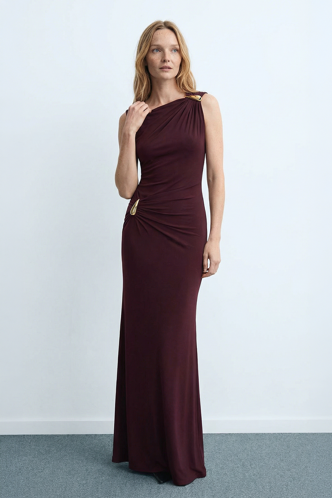 Asimetrik Uzun Elbise