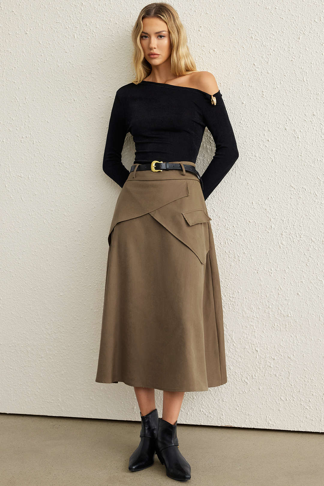 Vandoria Utility Belted Midi Skirt