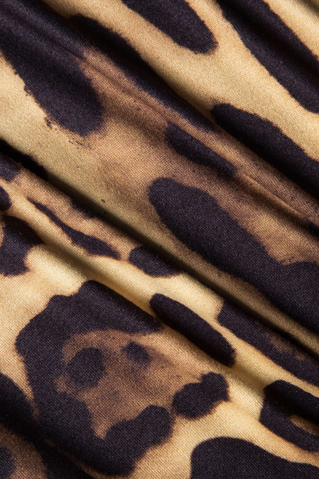 Omuzları Açık Leopar Desenli Tulum 