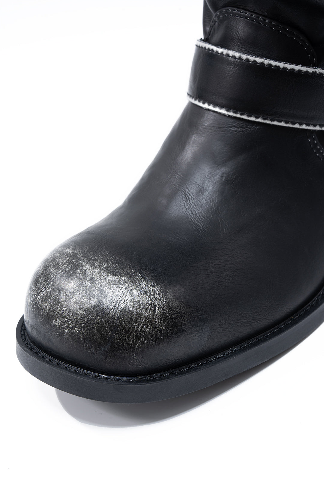 NOIR GÖÇEBE BOTLAR 