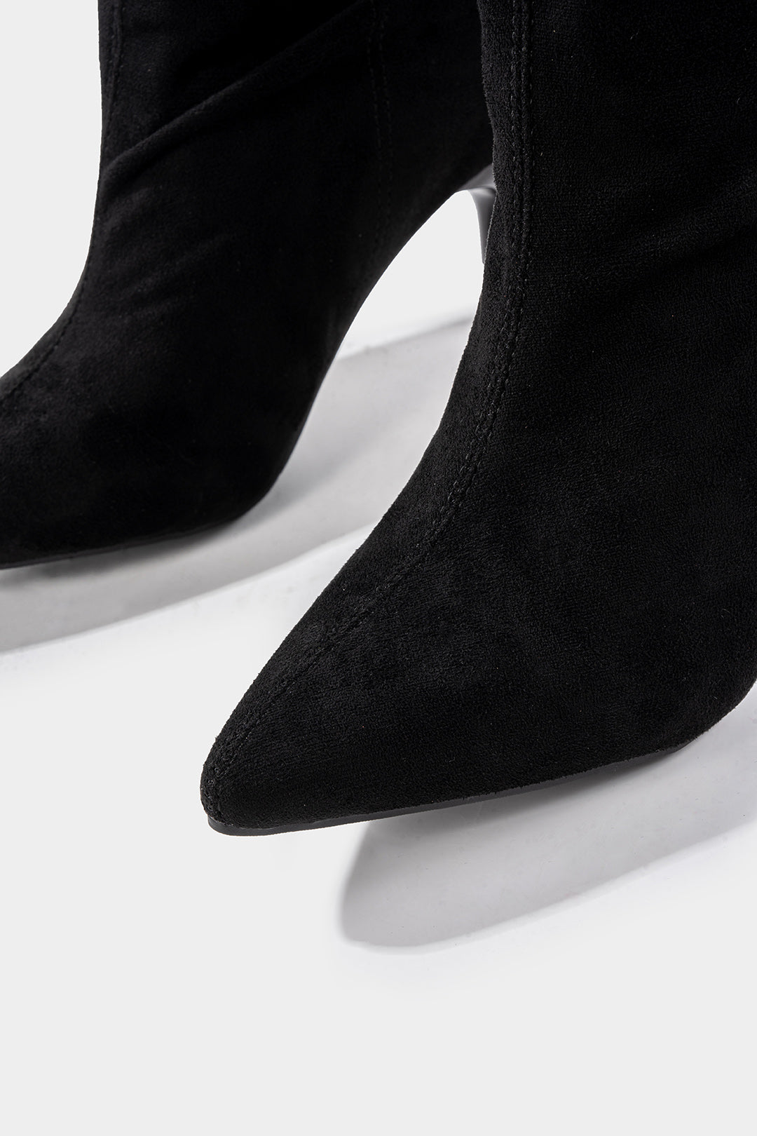 KUM TEPELERİ TOPUKLU BOTLAR 